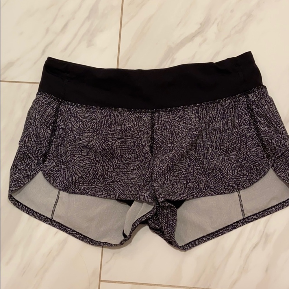 LULULEMON patterned speed ups